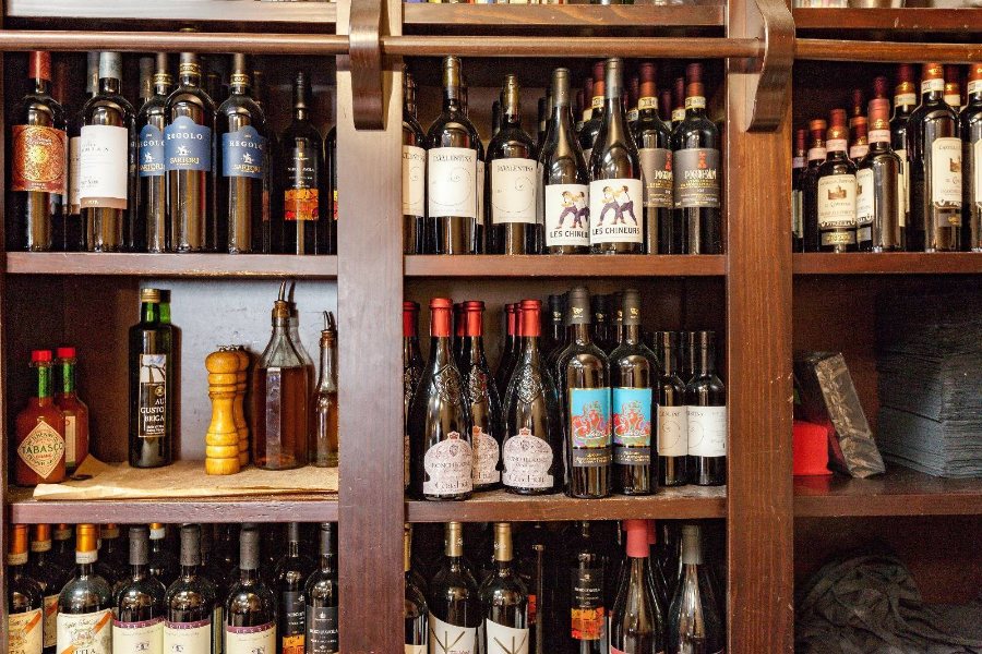 Aperitifs and wine of the moment